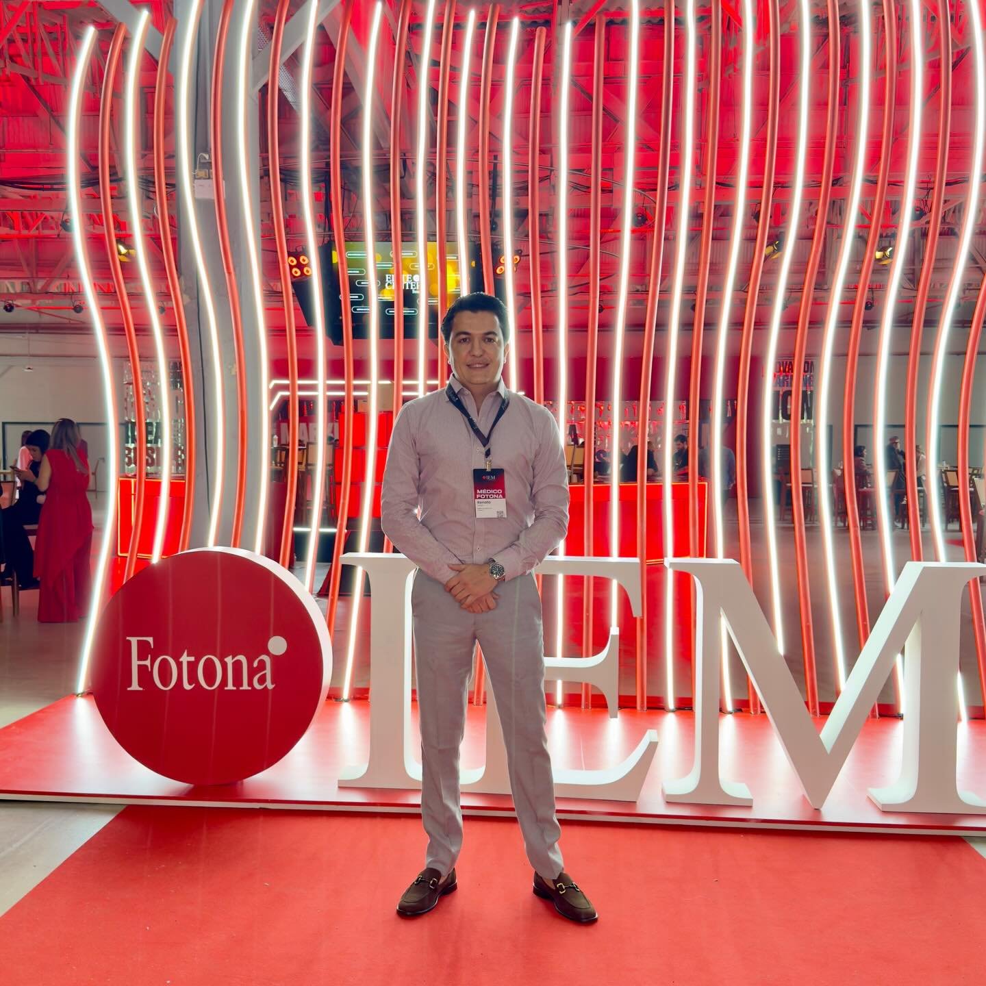 Dr. Renato Vidigal — Médico Fotona